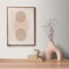 Découvrez le papier peint uni blanc intissé A.S. Création AS306889. Son aspect mat légèrement texturé illumine votre intérieur et s'adapte à tous les styles de décoration.